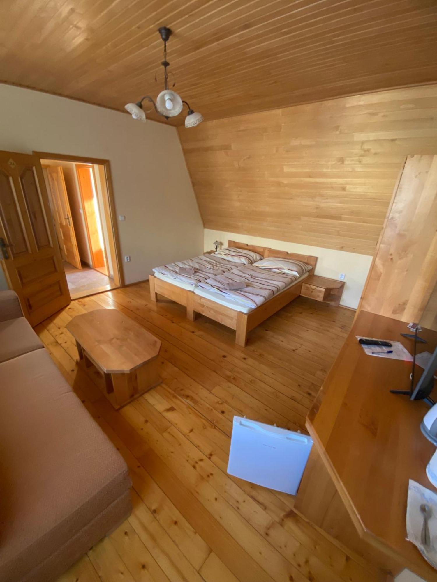 Penzion Weinerovka Varin Žilina Exteriör bild